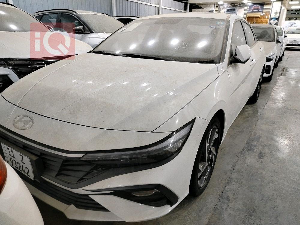 هیوندای ئەلەنترا